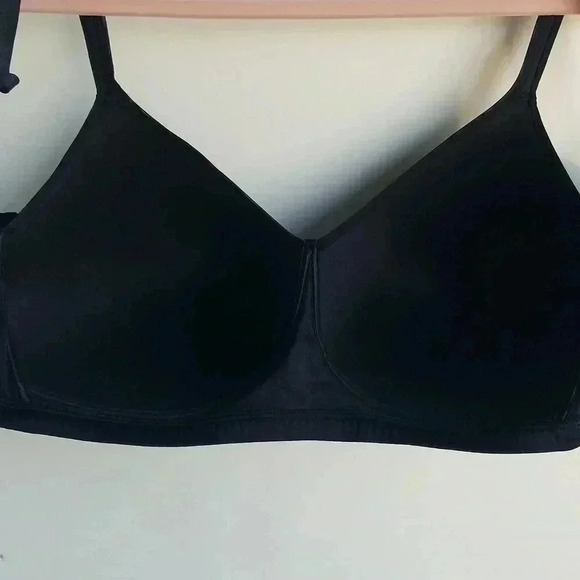 Mark & Spencer Black 40C lightly lined Bra - Picture 2 of 9